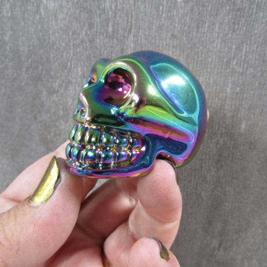 Skull Shaped Aura Glass