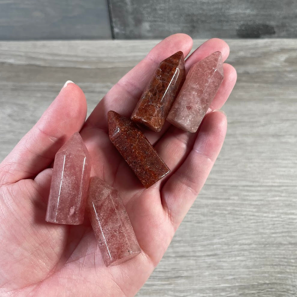 Wholesale strawberry quartz gemstone obelisks for rock and crystal shops