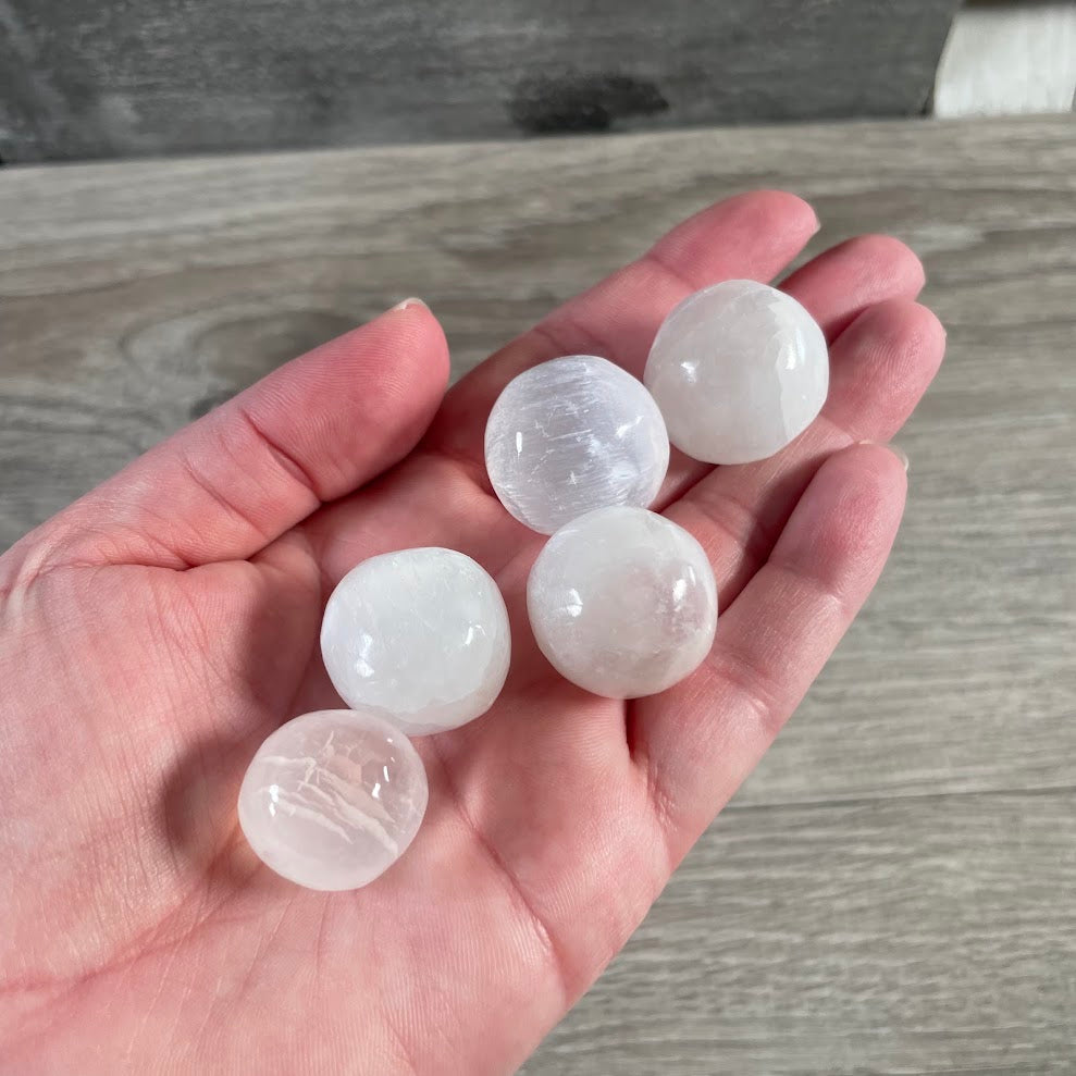 Tumbled selenite supplier for spiritual and rock shops