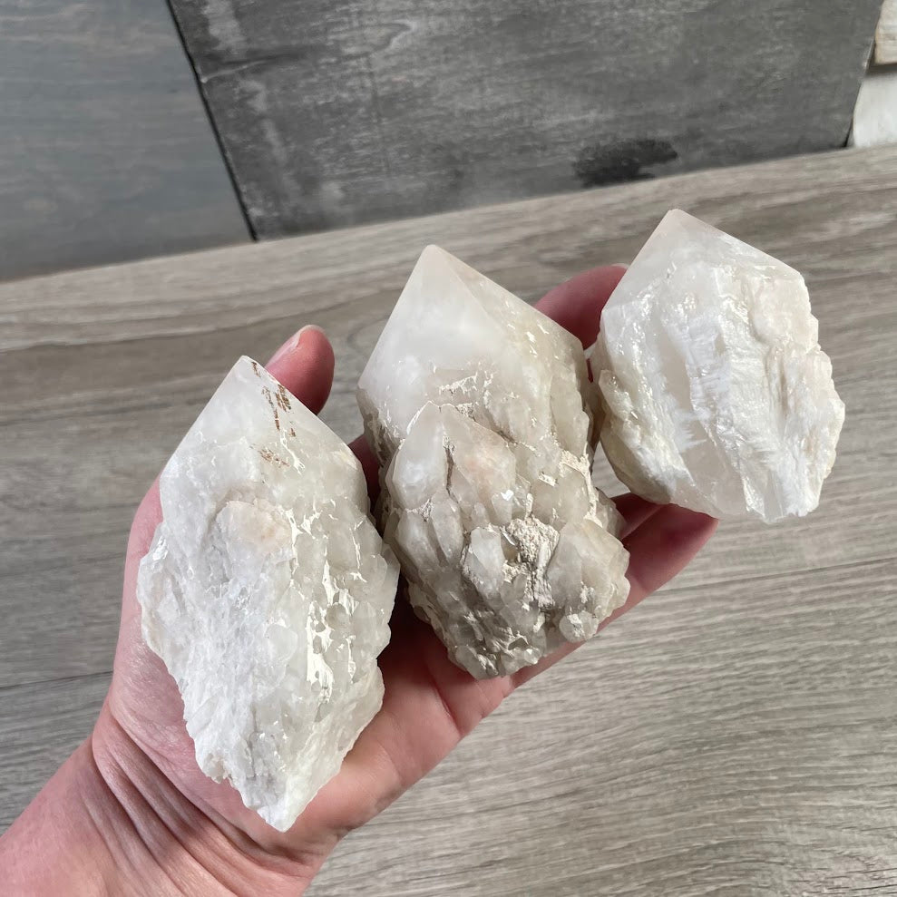 Candle Quartz crystal points wholesale natural white quartz