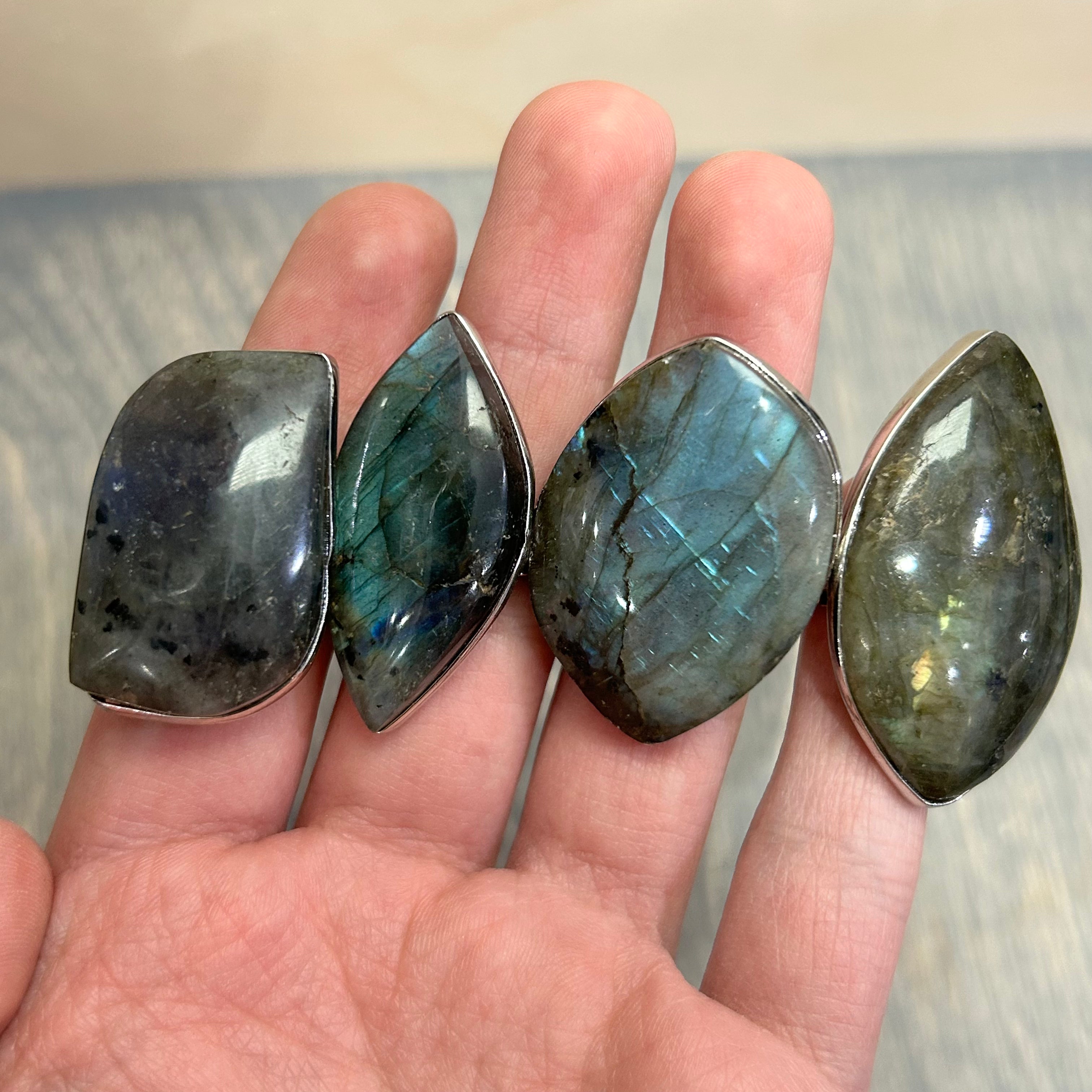 Adjustable labradorite gemstone jewelry ring for wholesale crystal and natural stone collections