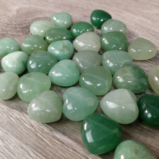 Aventurine crystal heart figurines for shops
