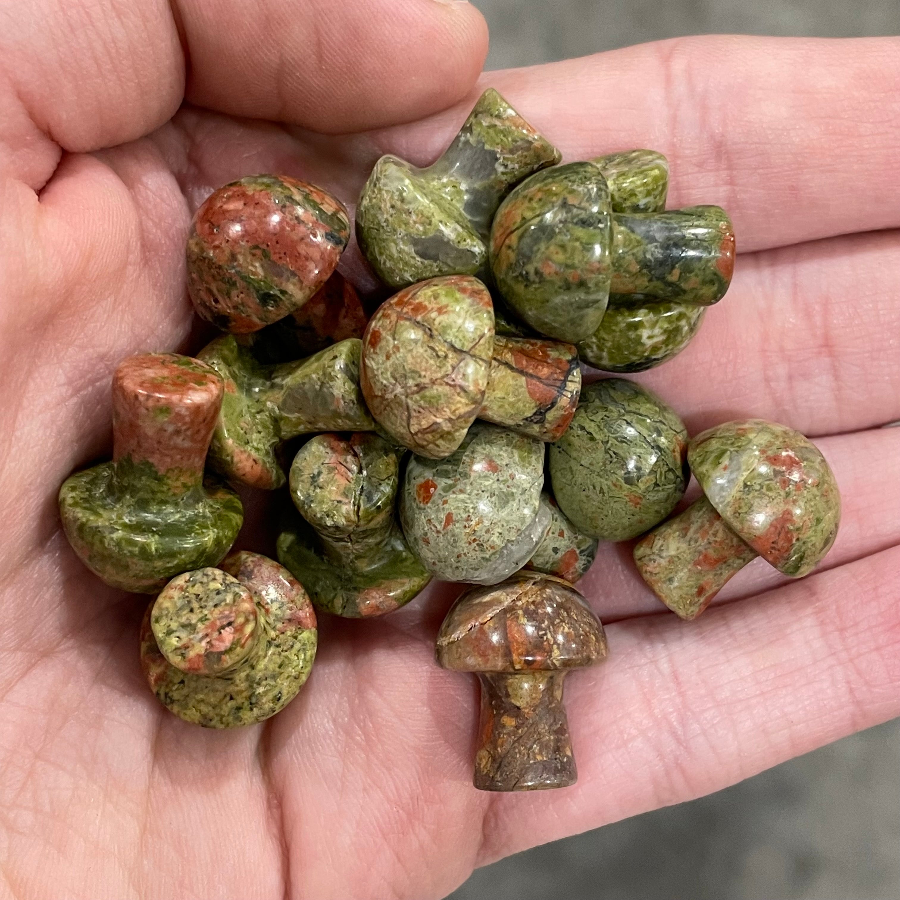 unakite wholesale crystal mushroom figurines for metaphysical and gift shops