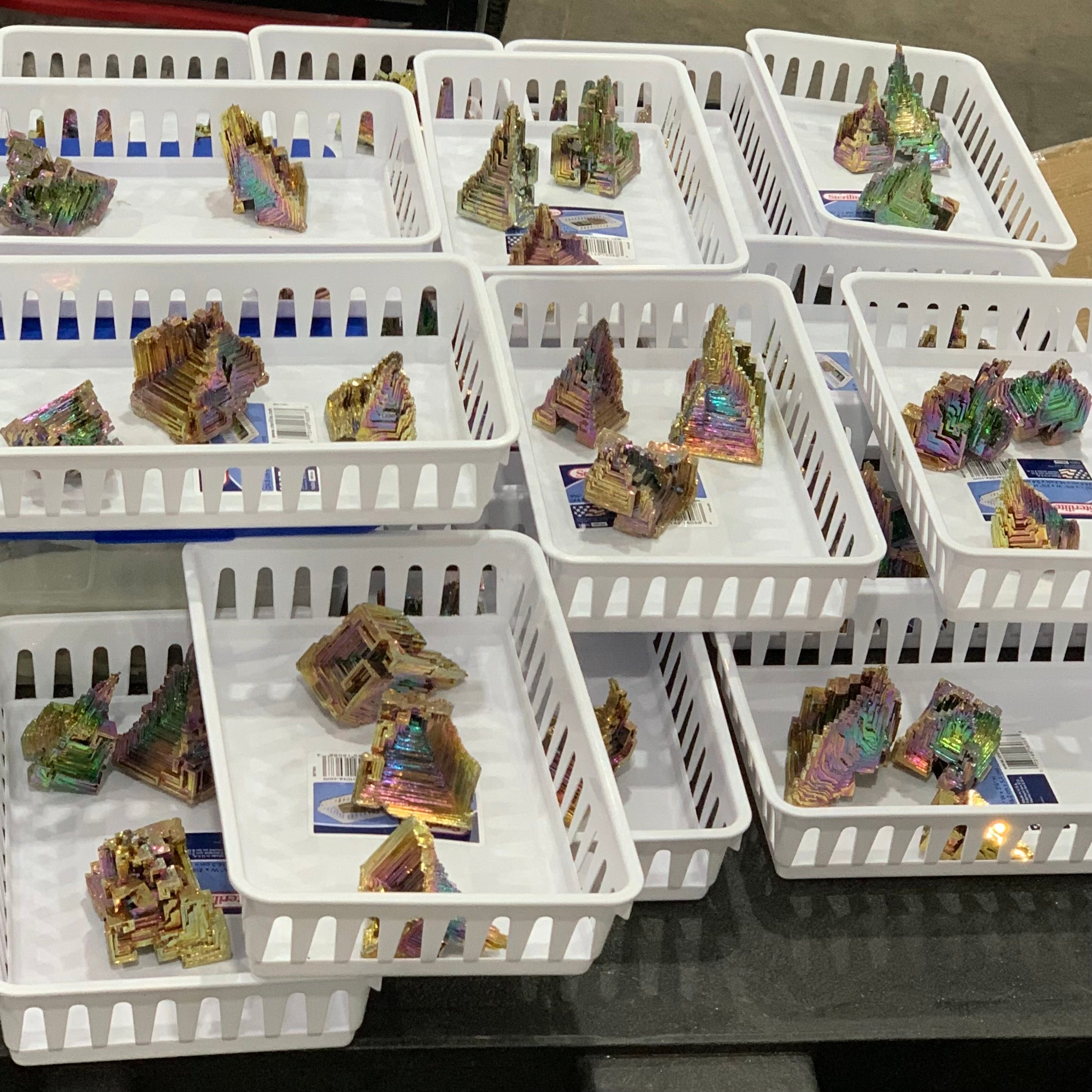 Geometric bismuth crystals available in bulk for resale