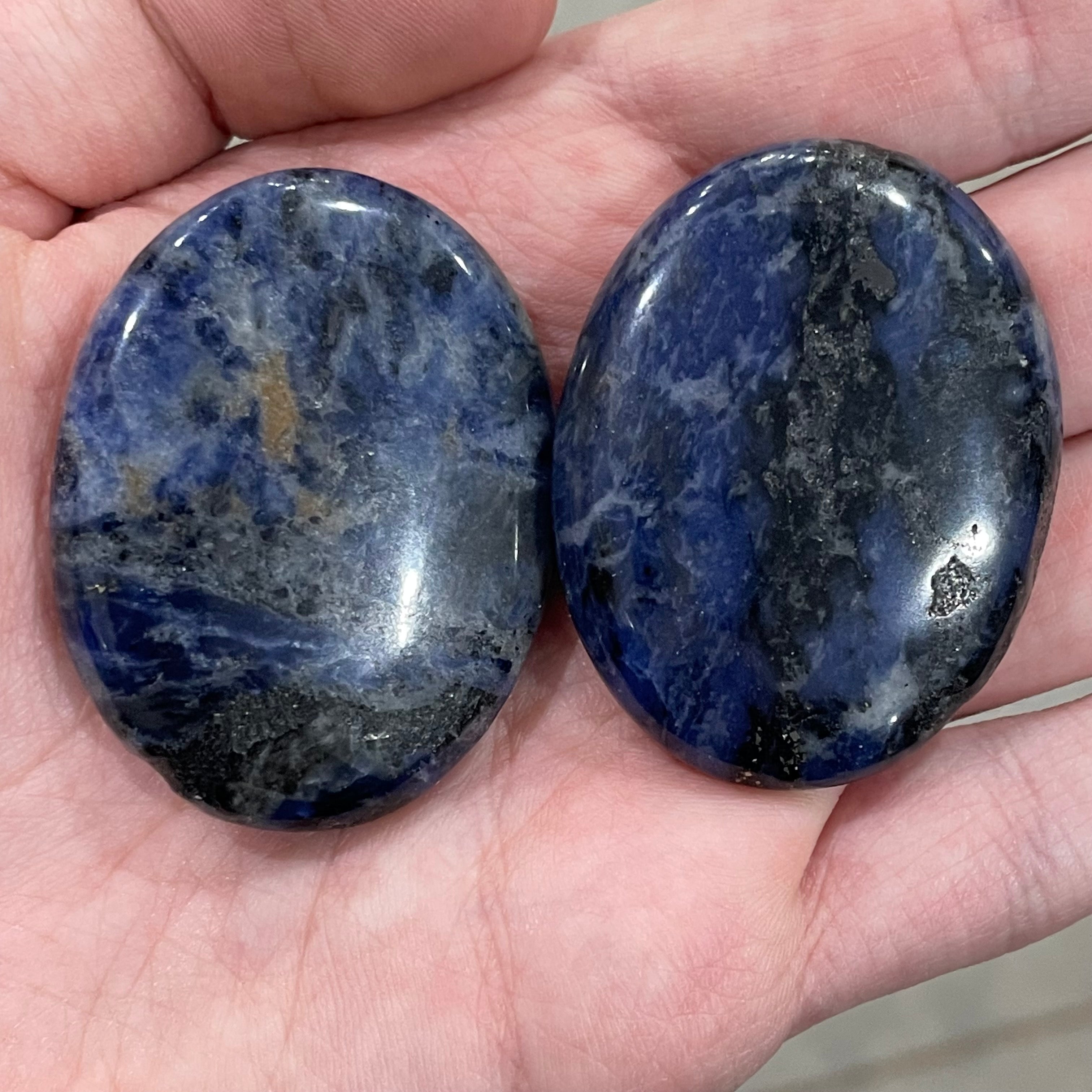 sodalite wholesale oval palm stones