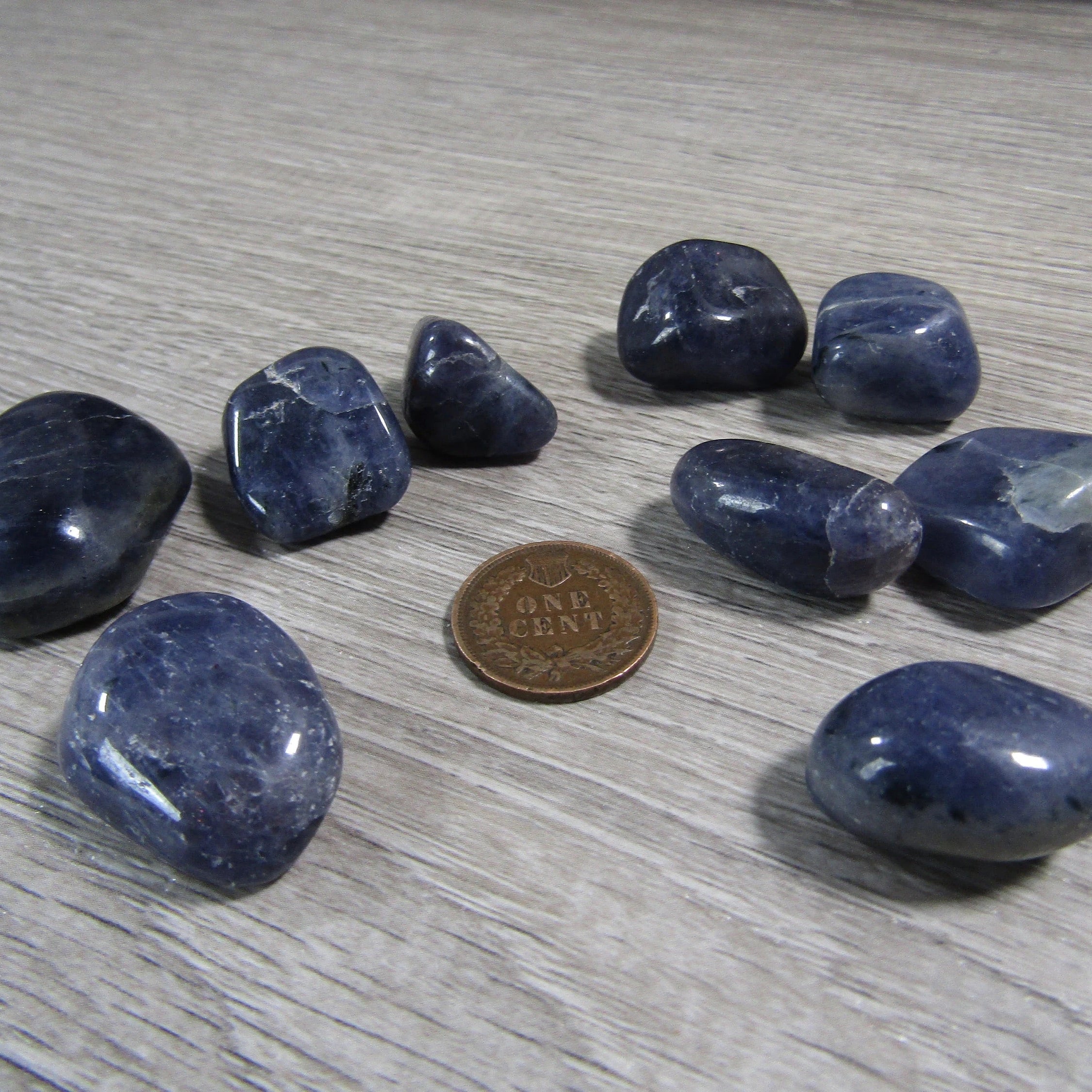 Wholesale deep blue Iolite stones for metaphysical shops