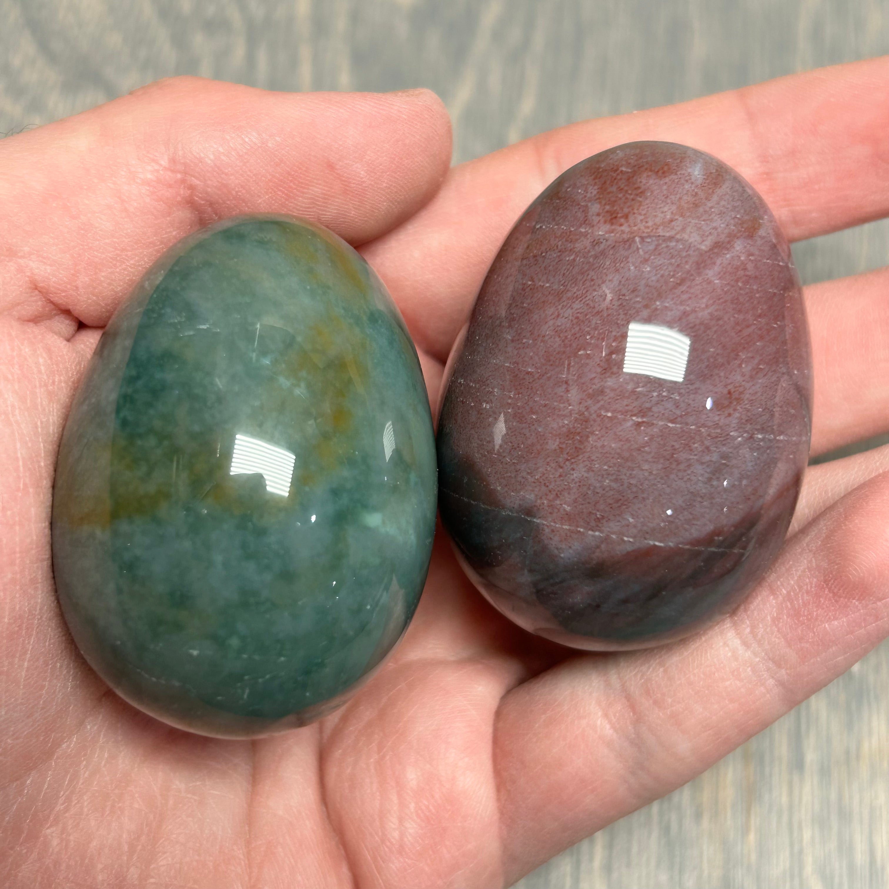 Moss agate Natural stone crystal egg for metaphysical and energy work