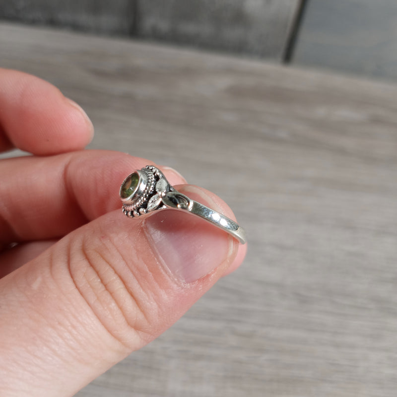 Gemstone Sterling Silver Hippie Leaf Style Ring