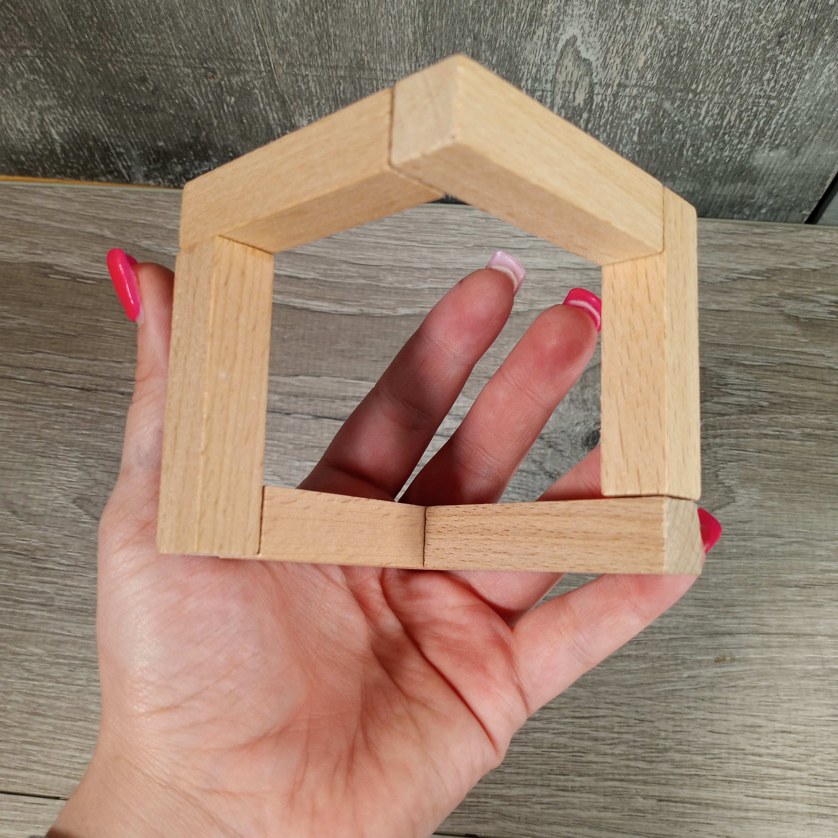 Wood Cubic Specimen and Sphere Stand