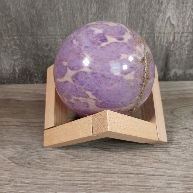 Wood Cubic Specimen and Sphere Stand