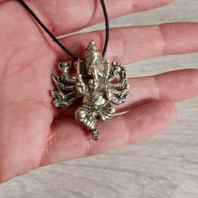 Pot Metal Pendants Tibetan Style Deity