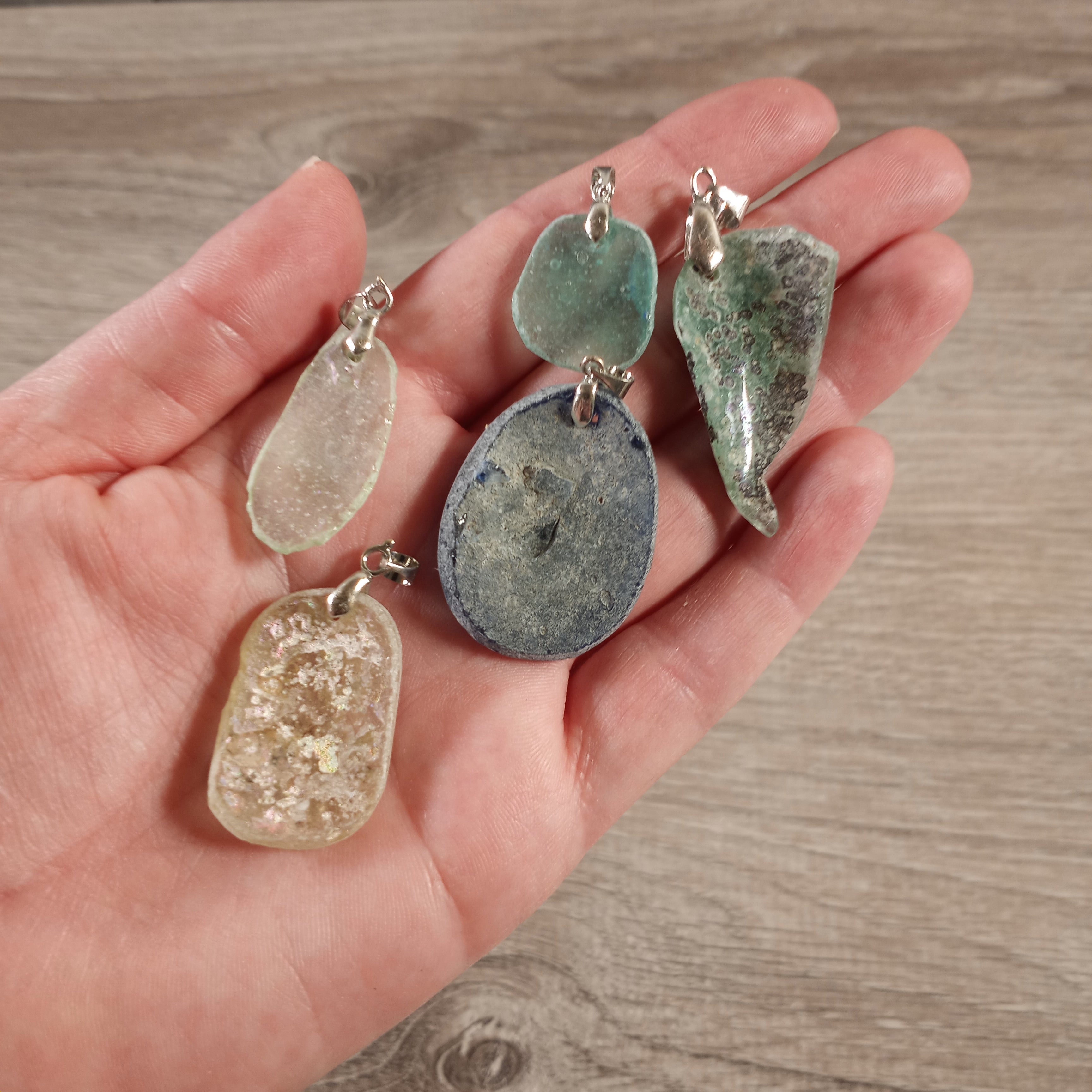 blue and green hue pendants