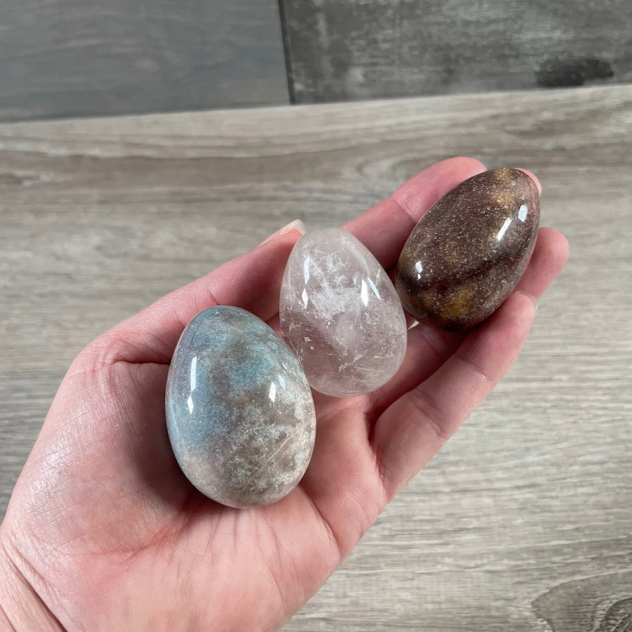 Crystal Eggs Assorted  – Brazilian  Wholesale Gemstone Eggs