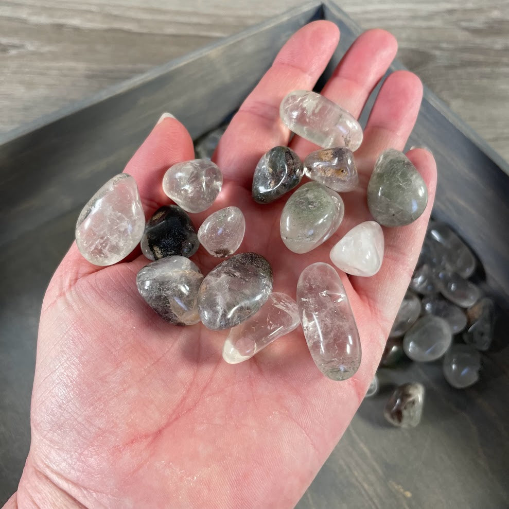 Bulk Chlorite Quartz crystals for resale