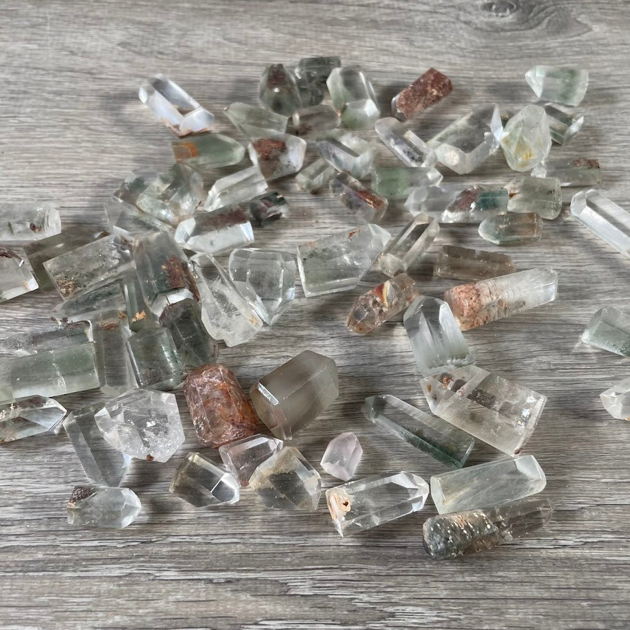 wholesale chlorite garden quartz small obelisk