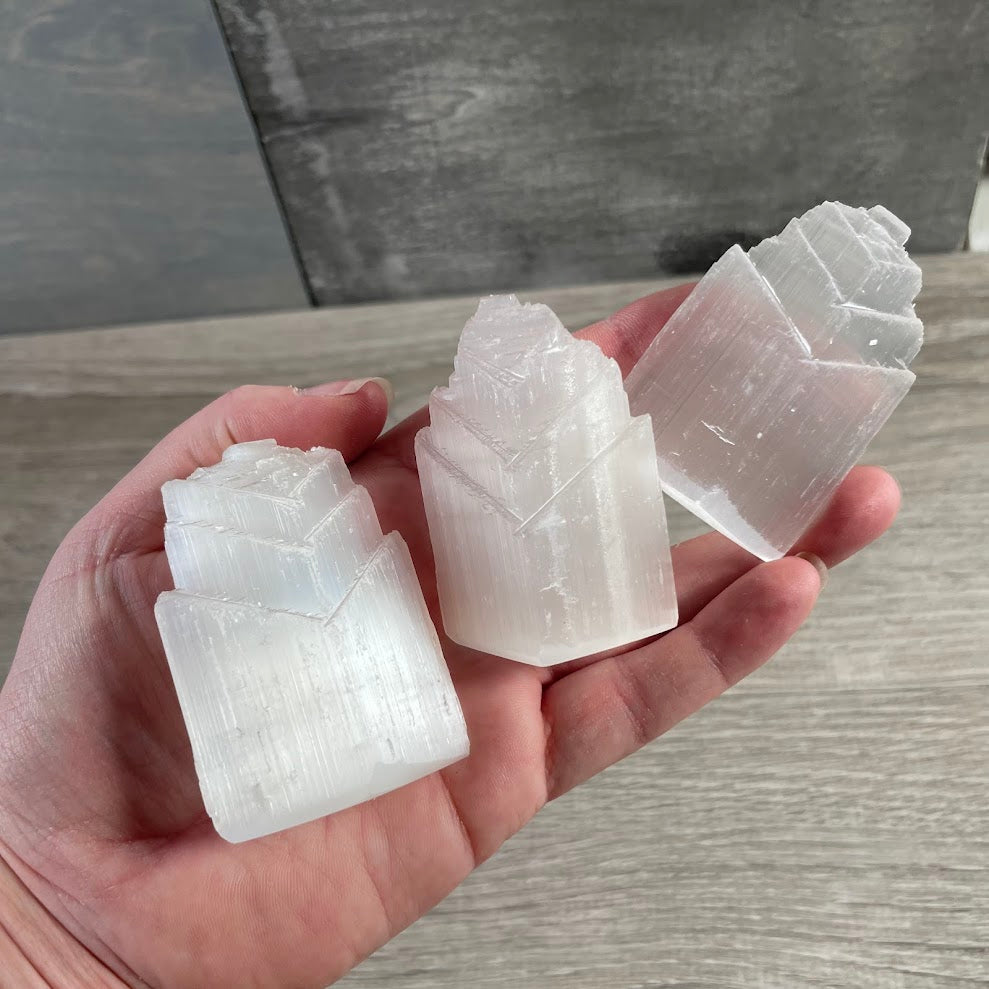 Bulk selenite tower crystal for retail display