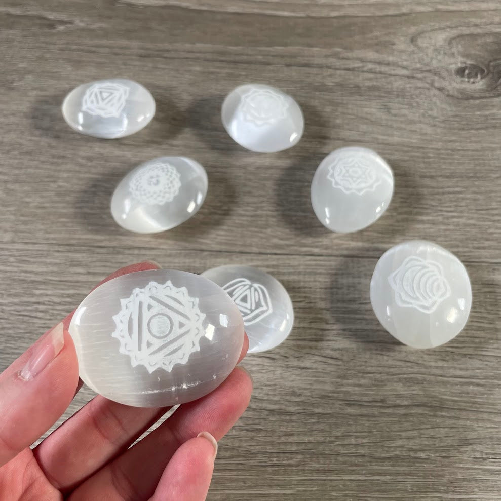 Small selenite palm stones for Reiki healing, wholesale