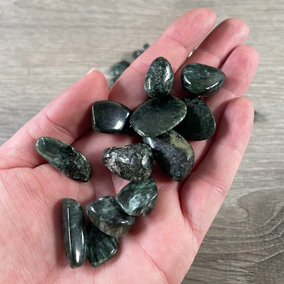 High quality Seraphinite stones polished for resale