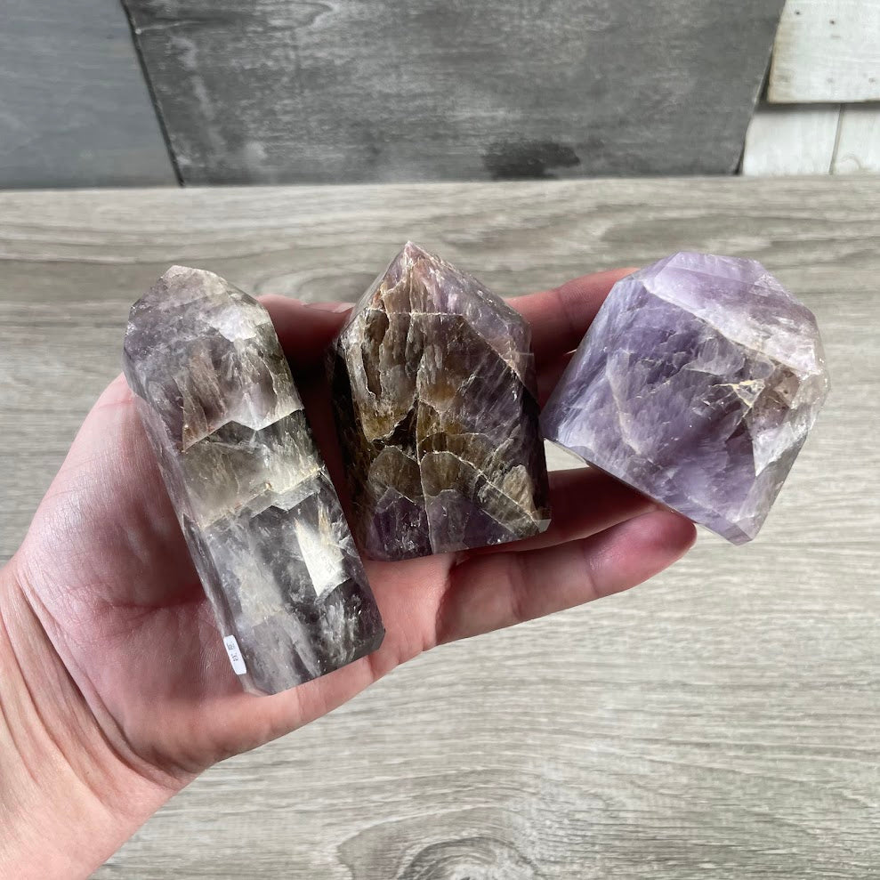Brazilian gemstone tower obelisks for crystal boutiques, altar supplies, and displays.