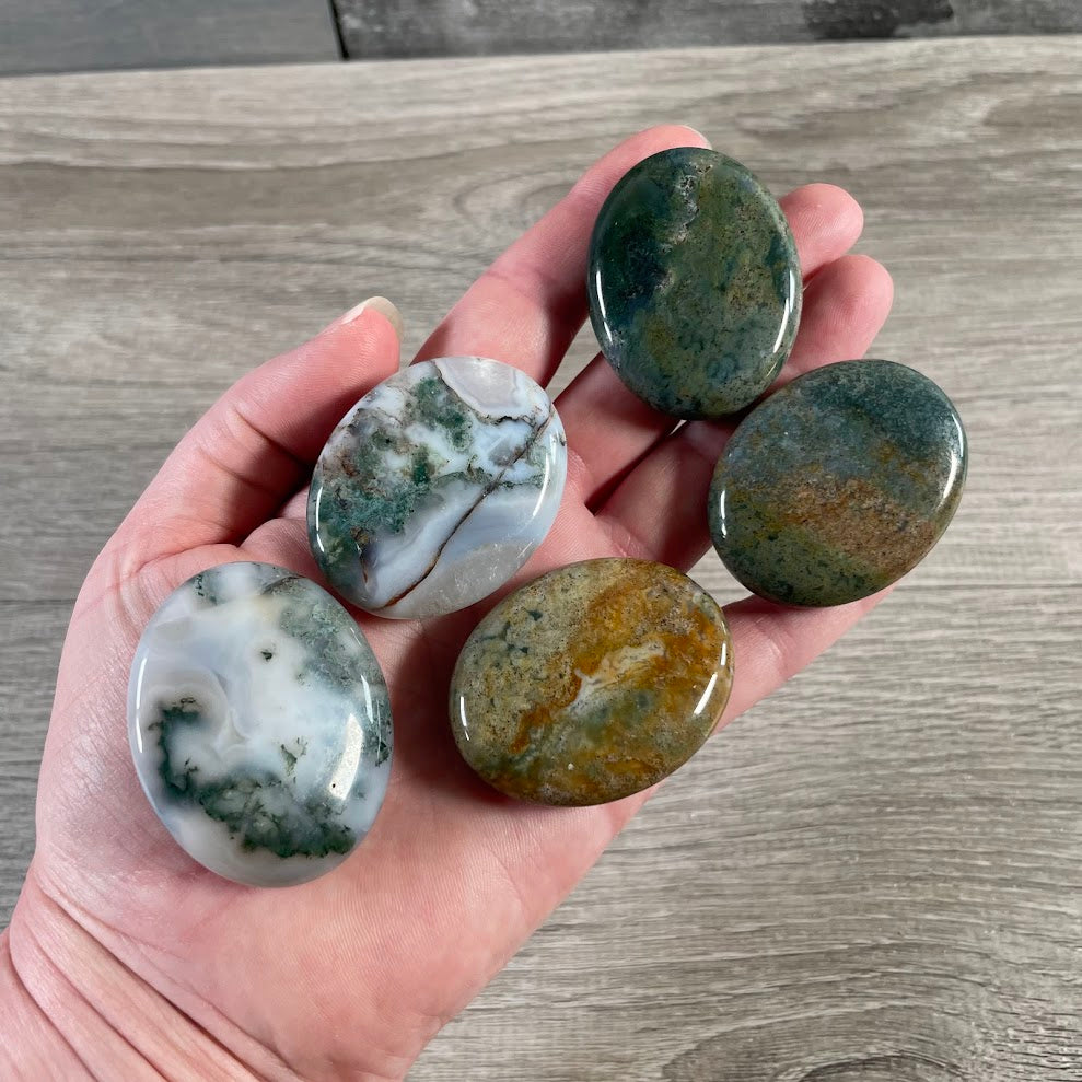 Gemstone Palm Stones 45mm – Bulk Crystal Supplies