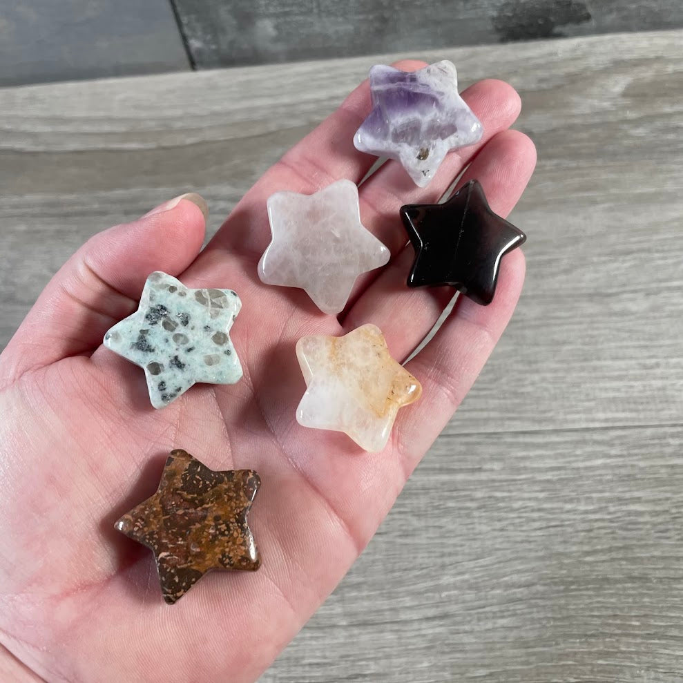 Bulk assorted crystal stars for wholesale retail displays