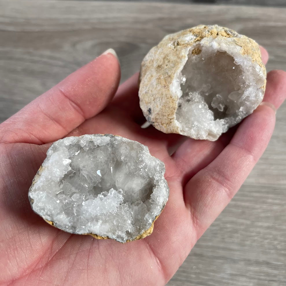 Moroccan quartz geode for gift shops