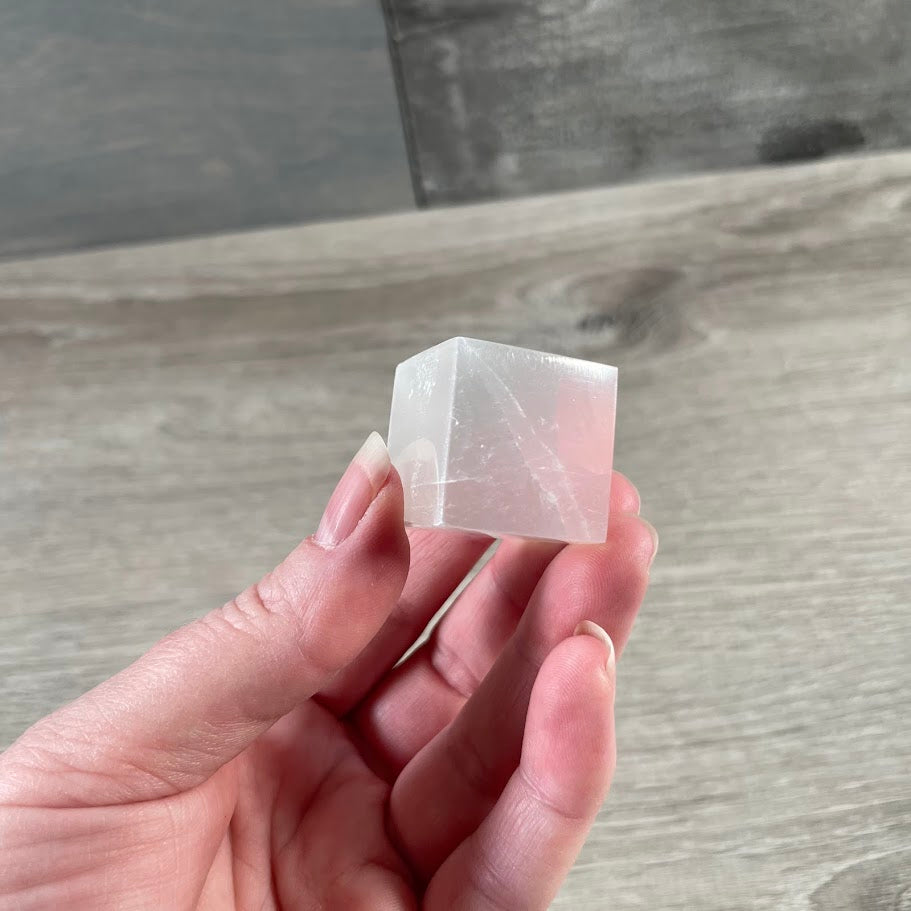 cube shape selenite selenite polished stones for metaphysical retail