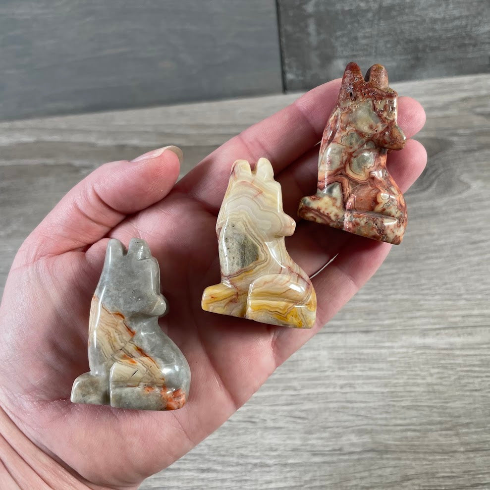 Carved gemstone coyote statue in medium size for crystal collectors and nature-inspired décor