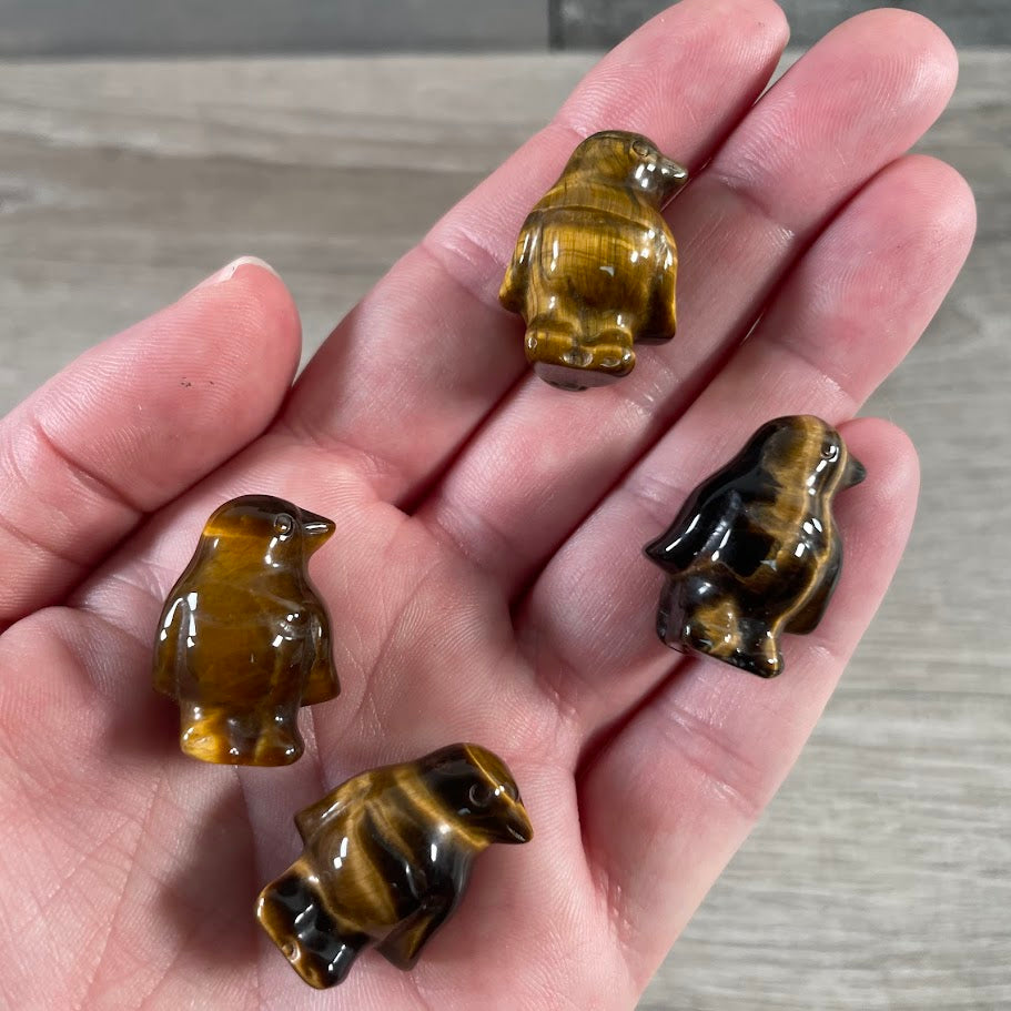 Tiger eye crystal penguin carving wholesale gift item