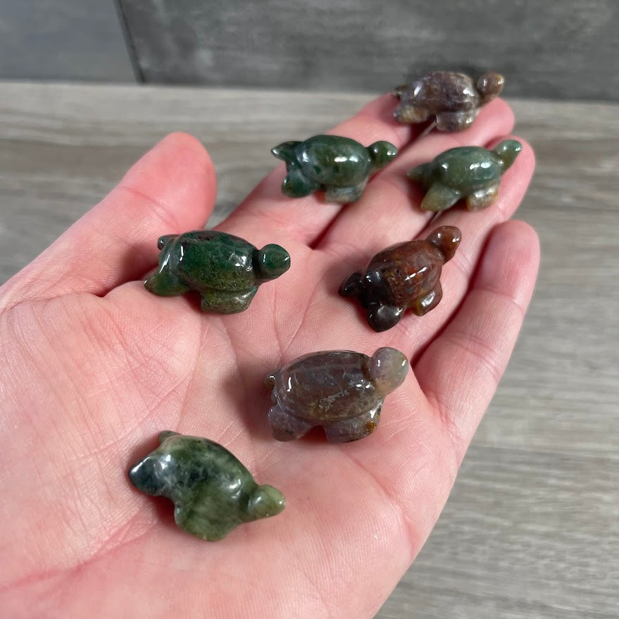 Gemstone Sea Turtle Figurines – Small Assorted Crystal Statues