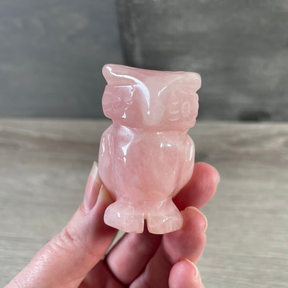 Rose quartz polished gemstone owl statue for home décor and gifts