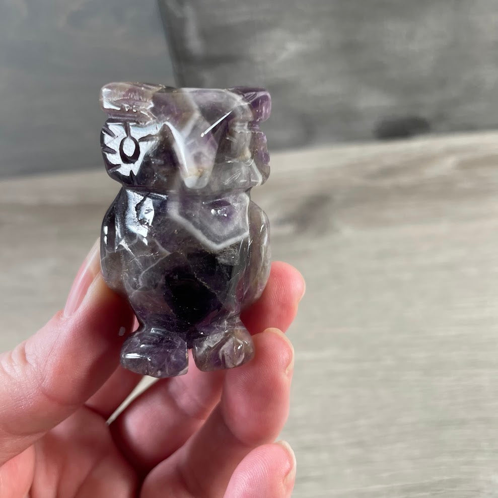 Amethyst crystal owl animal figurine for gift shops
