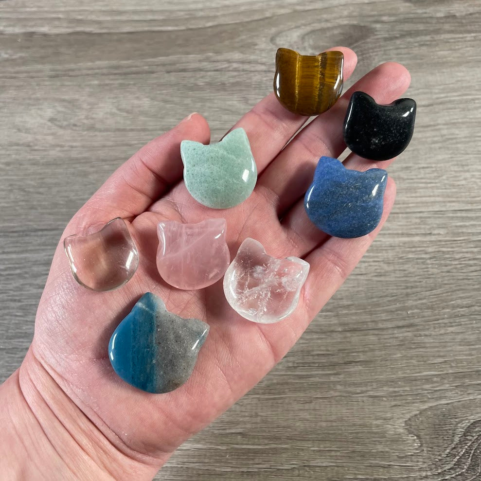 Assorted gemstone cat face figurines wholesale gift shops