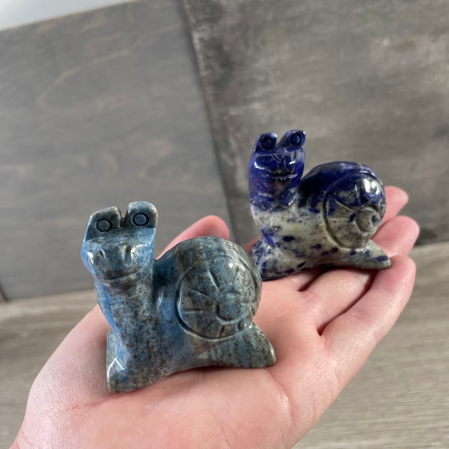 Lapis Lazuli polished stone snail animal carving for crystal shops