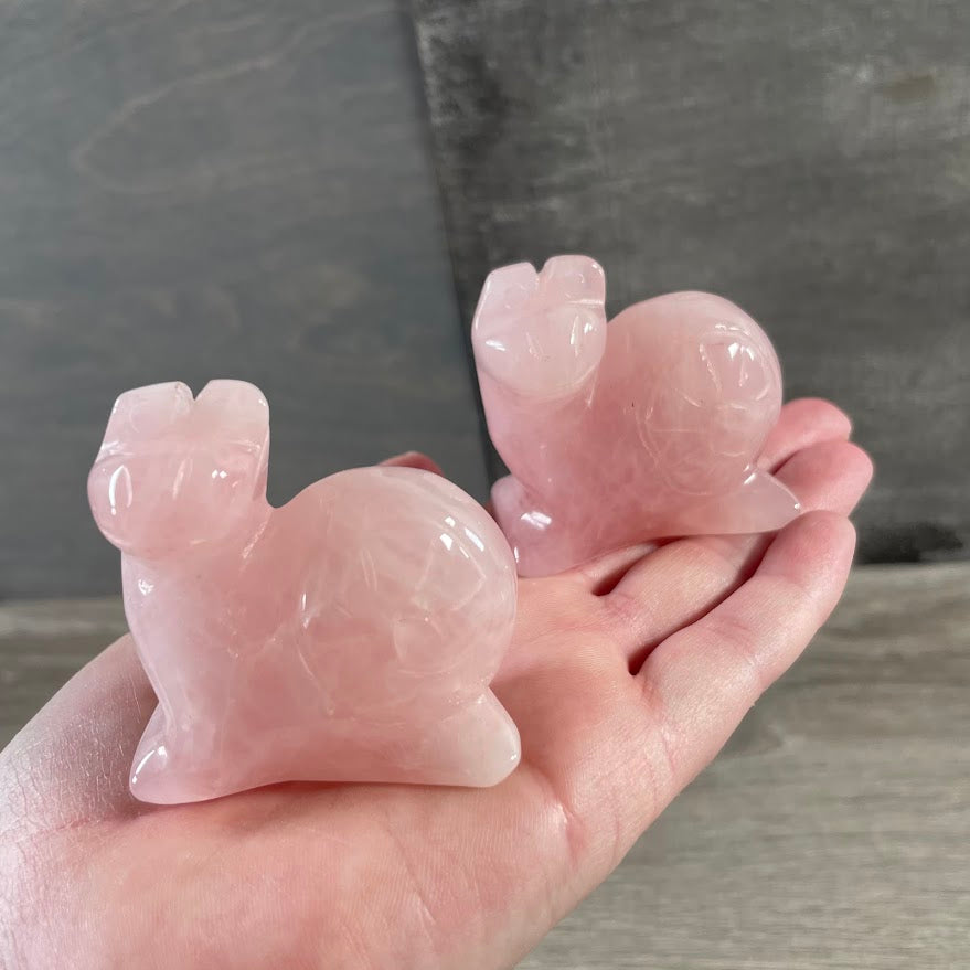 Rose Quartz gemstone figurine shaped like a snail for wholesale buyers