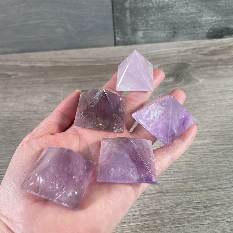 amethyst gemstone pyramid for energy alignment wholesale 