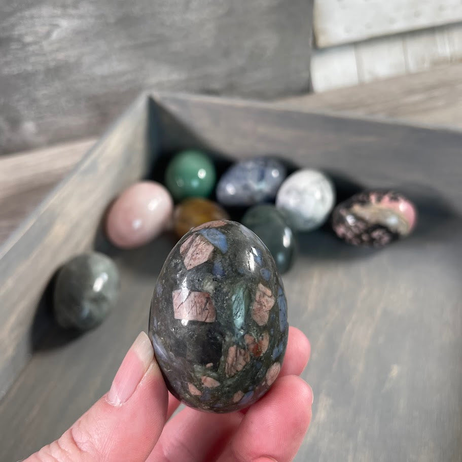 gemstone egg wholesale crystal décor