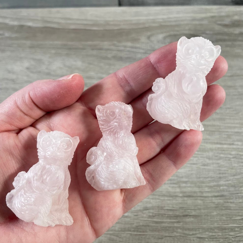 rose quartz carved stone monkey figurine for decor and gifting