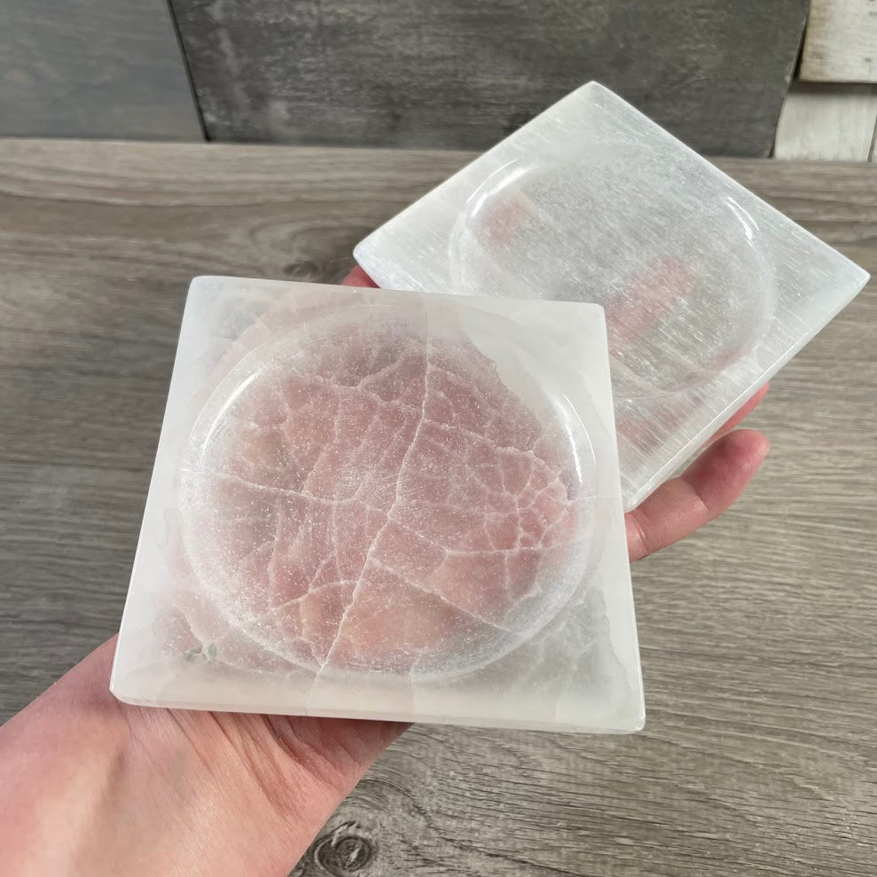 Wholesale Selenite Bowls – Assorted Shapes & Sizes | Crystal Charging Bowls