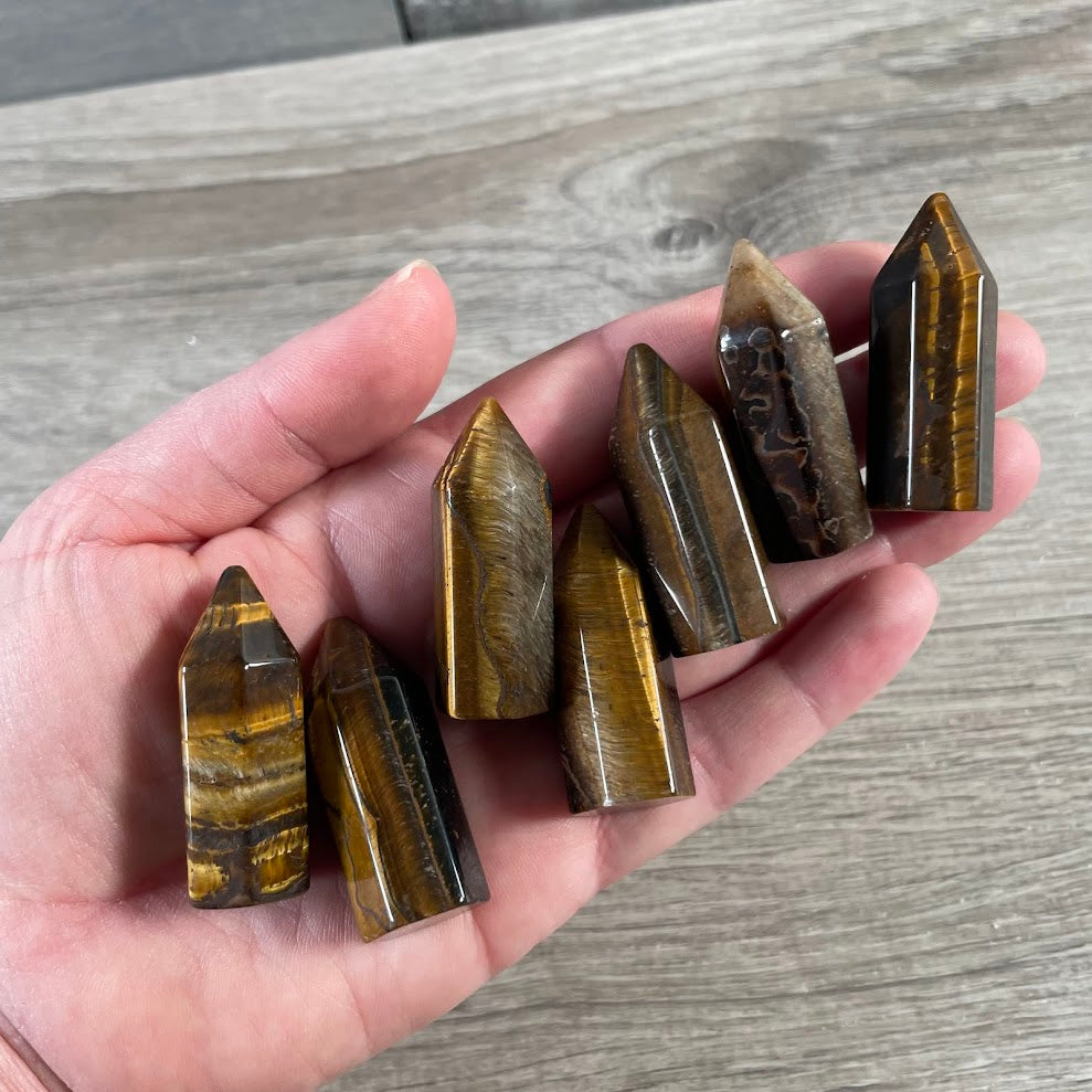 Gemstone Chubby Obelisk – Small Carved Crystal Tower
