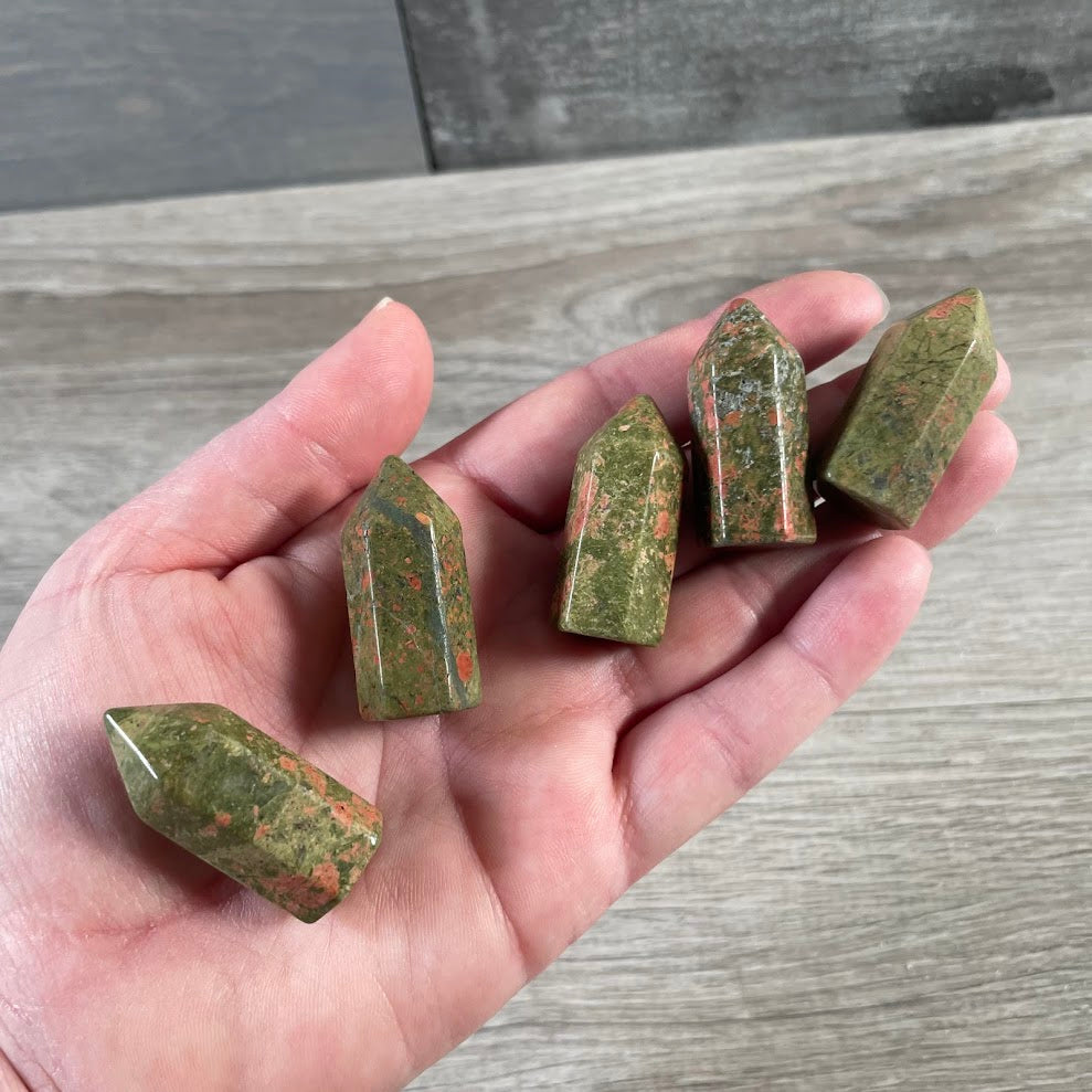 Gemstone Chubby Obelisk – Small Carved Crystal Tower