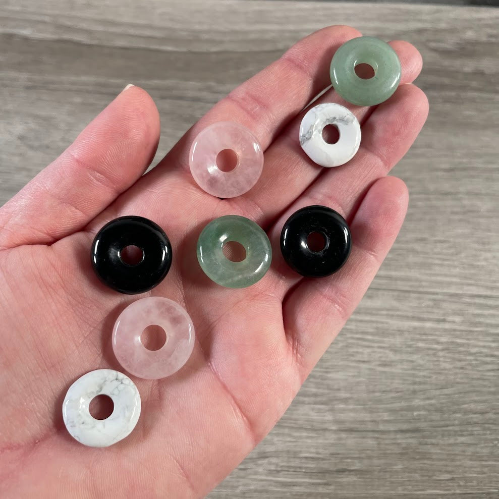 assorted wholesale crystal donut pendants bulk natural stones