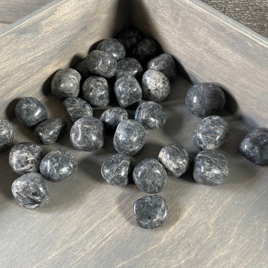 Wholesale Larvikite tumbled crystals 