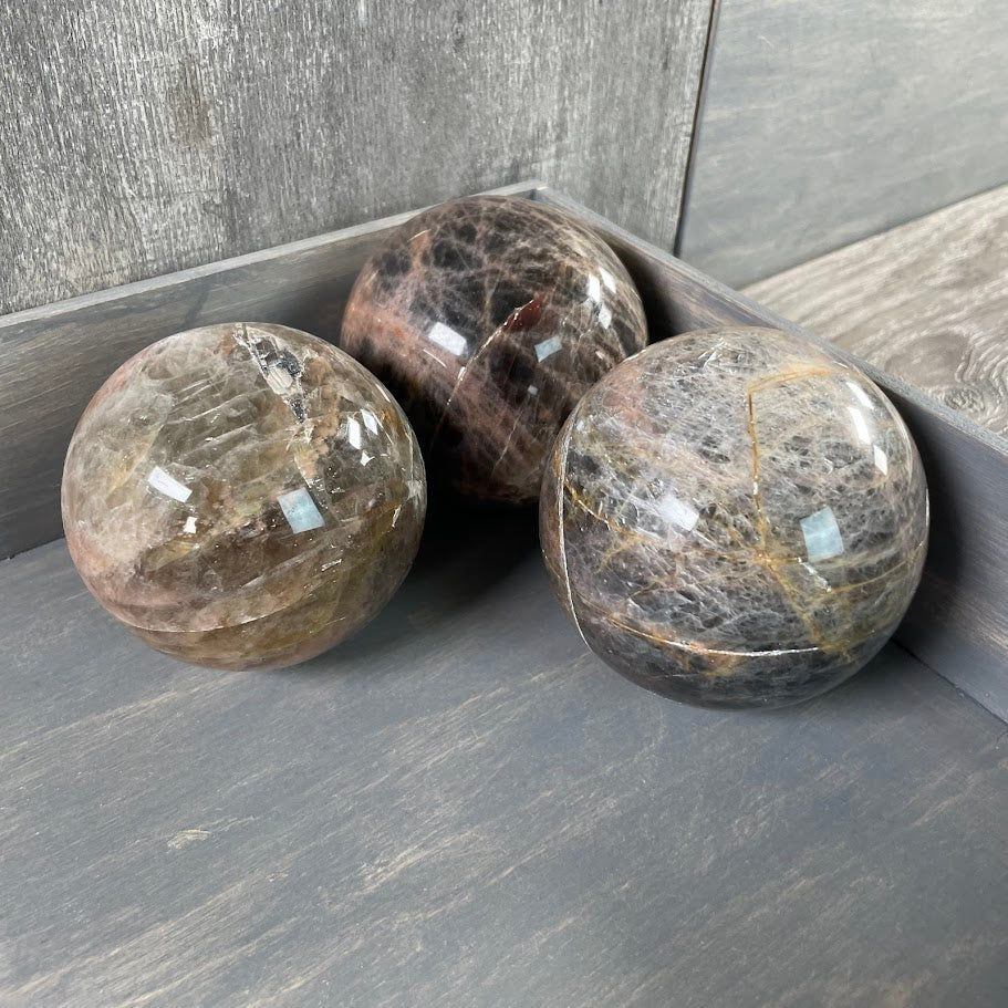 Madagascar Gemstone Spheres 5 Pound Lot