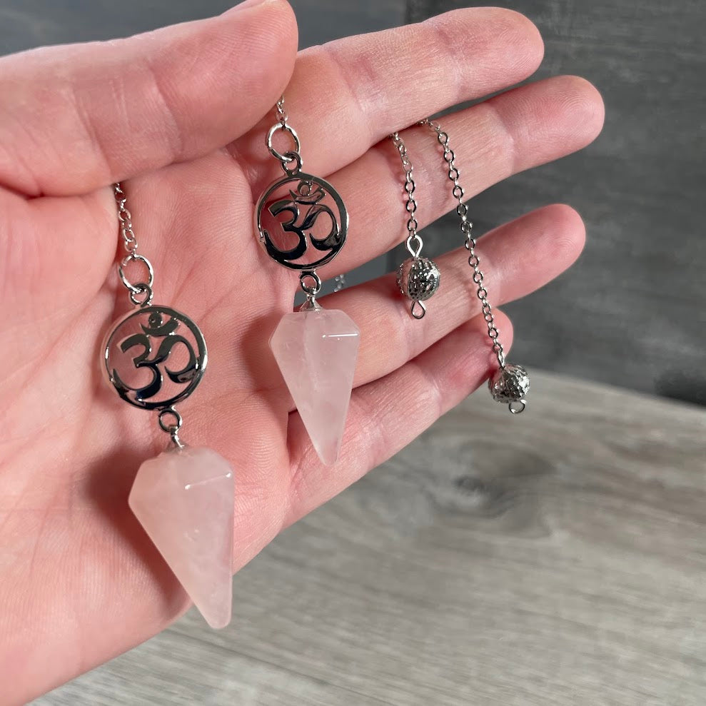Ohm Symbol Crystal Dowsing Pendulum – Chakra Healing & Reiki Divination Tool