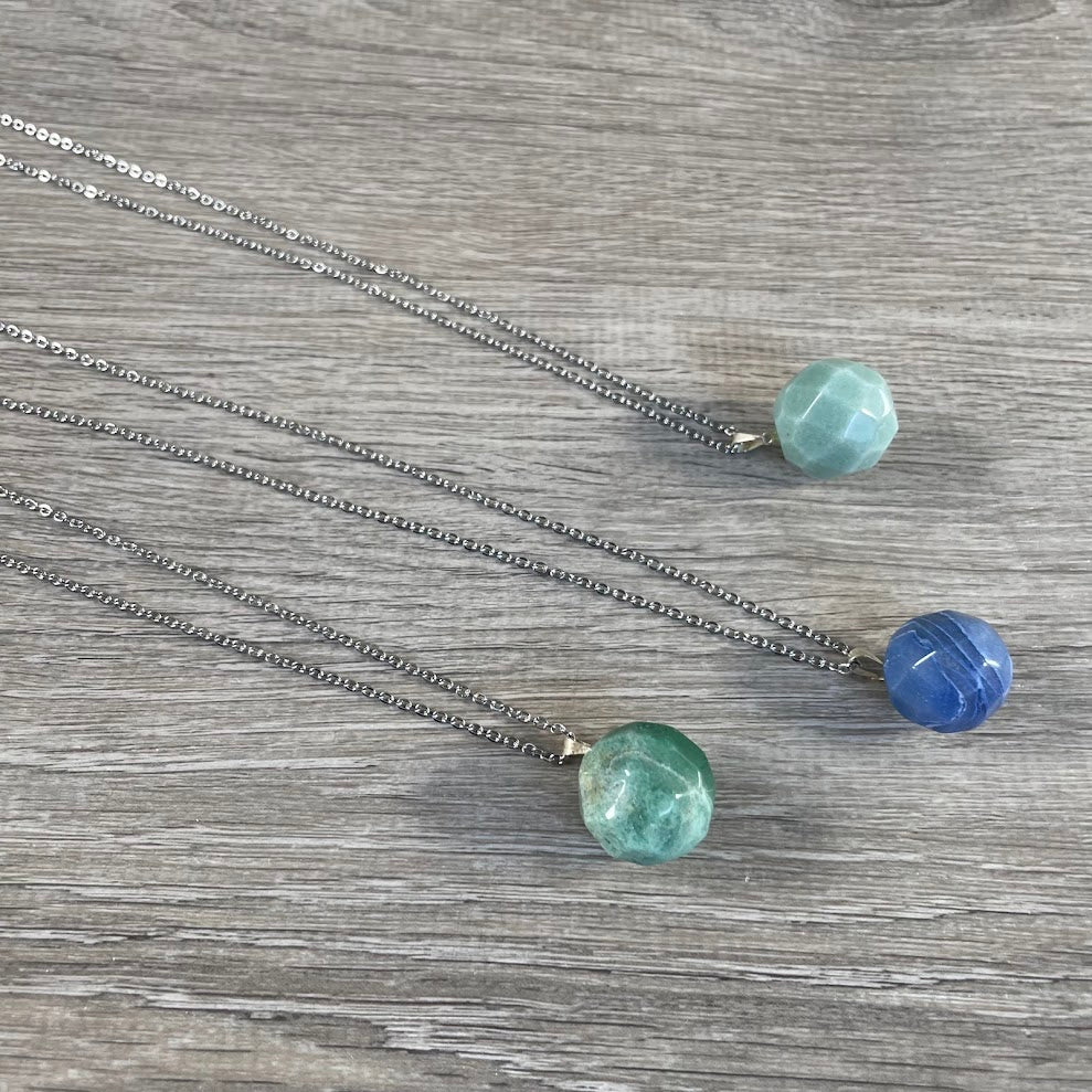 crystal pendant jewelry for gift shops