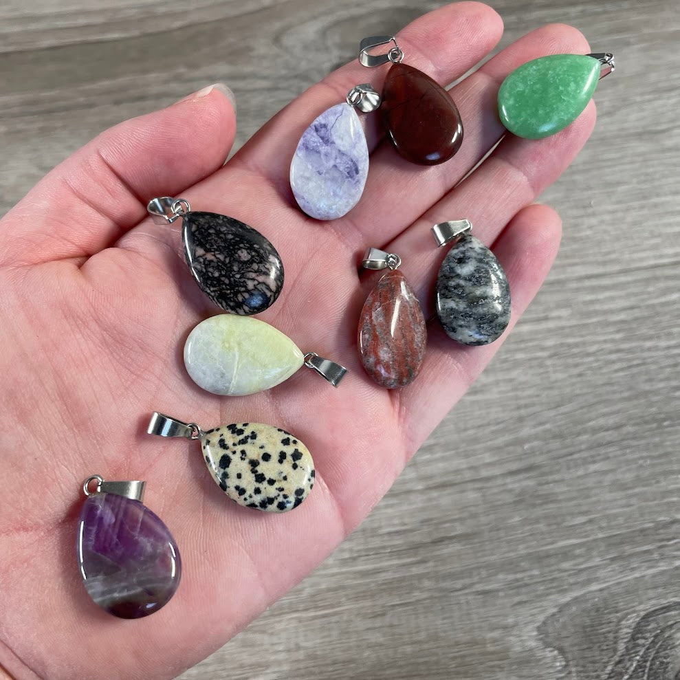 Inexpensive crystal pendants wholelsale