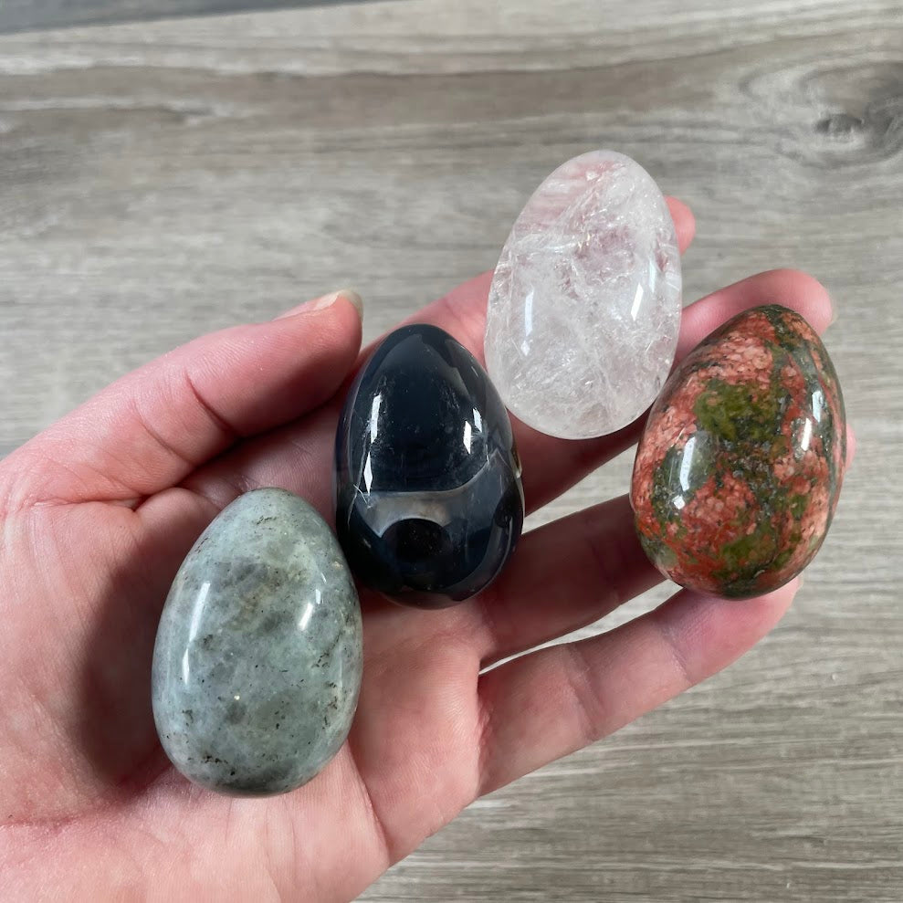 wholesale crystal eggs for retail shops
