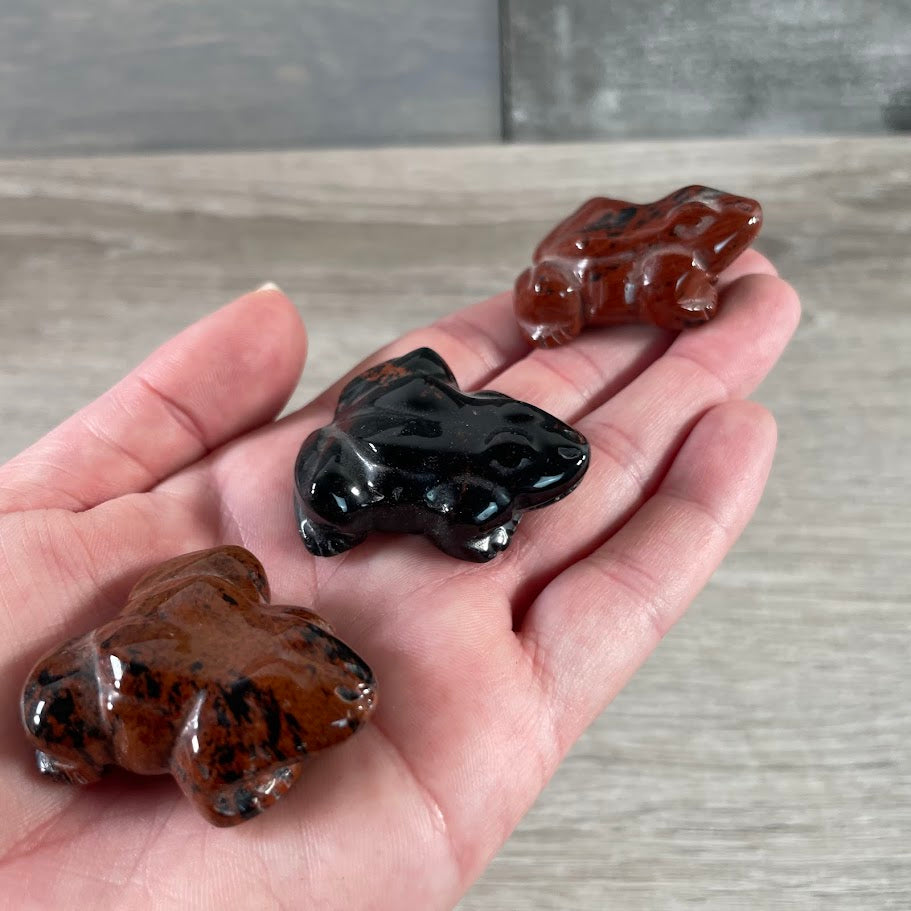 Assorted gemstone frog carvings in bulk for crystal shops