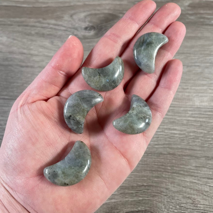 labradorite moon shape gemstone wholesale